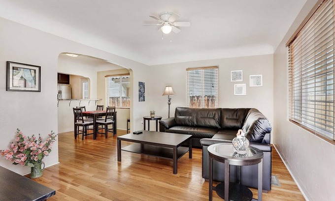 Raynolds Addition Haus | Tingly Beach Hide-A-Way, Trails, Cafés, Brauerei Pubs, Nacht Unterhaltung