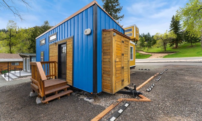 Poudre Park Haus | Tiny 2- Sleeping Elephant