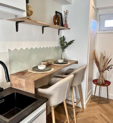 Municipality of Aalsmeer Wohnung | Tiny House in center Aalsmeer I Close to Schiphol & Amsterdam