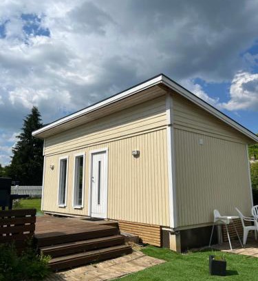 Heberg Haus | Tiny house with shared pool, max 4 people