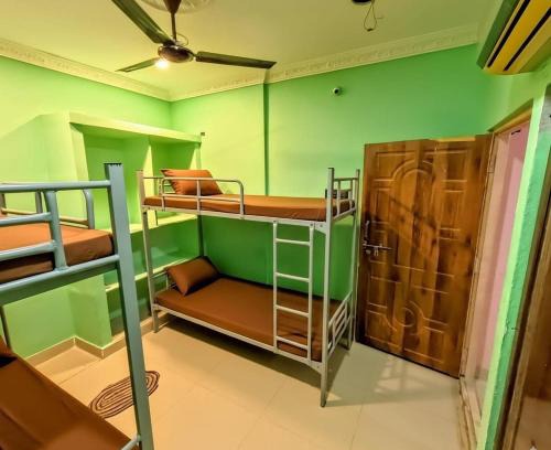Rajahmundry Wohnung | Tiny Hub, Smart & Comfy Rooms