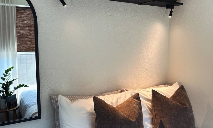 Orange Lake Village Wohnung | Tiny Oasis Big Vibes Pool and Beach