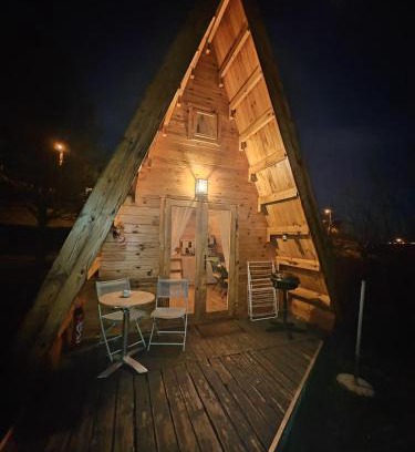 Vancia - Crepieux Wohnung | Tipi en bois tout équipé avec balnéo
