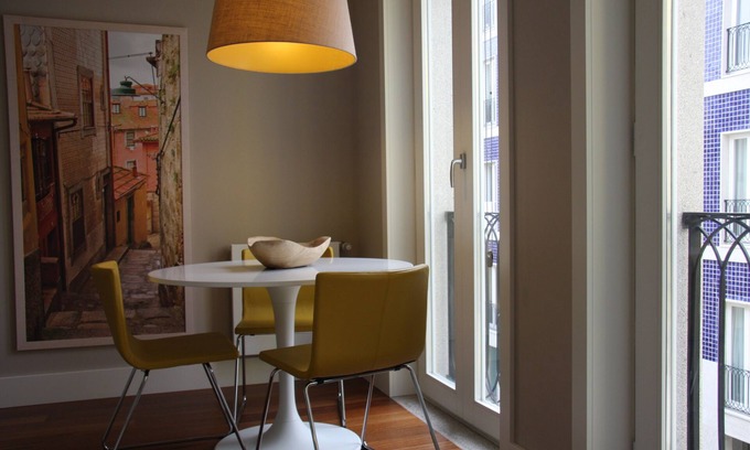 Centro / Baixa Wohnung | TOC TOC GELB! In Porto's Herz!
