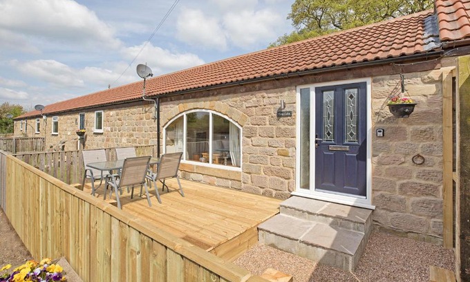 Knaresborough Haus | Tom's Cabin