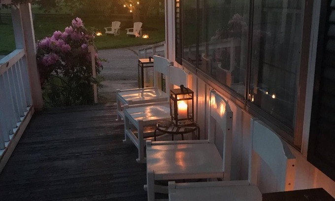 Madison Sonstige | Tony und Rose's Vineyard Cottage mit Blick auf Debevc Farms und Debonne Vineyards