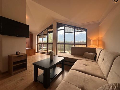 Razlog Wohnung | Top floor and mountain views