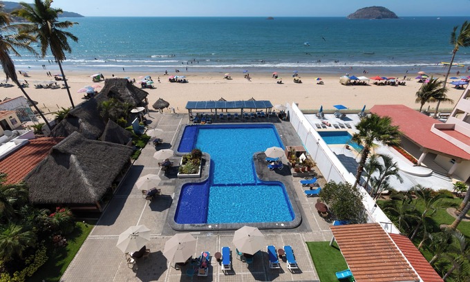 Rincon de Guayabitos Hotel | Torreblanca Beach Hotel and Suites Guayabitos - Desayuno y Comida Incluido