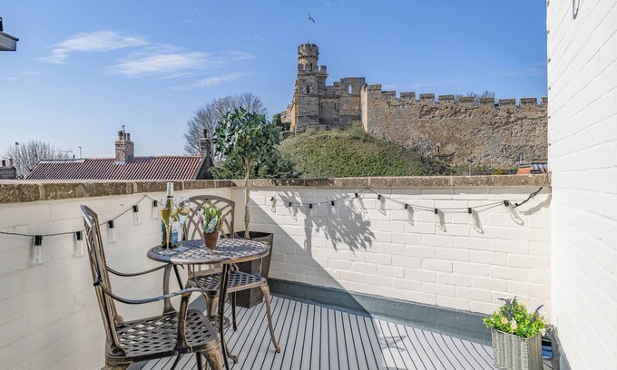 Lincoln Wohnung | Tower View - UK48126