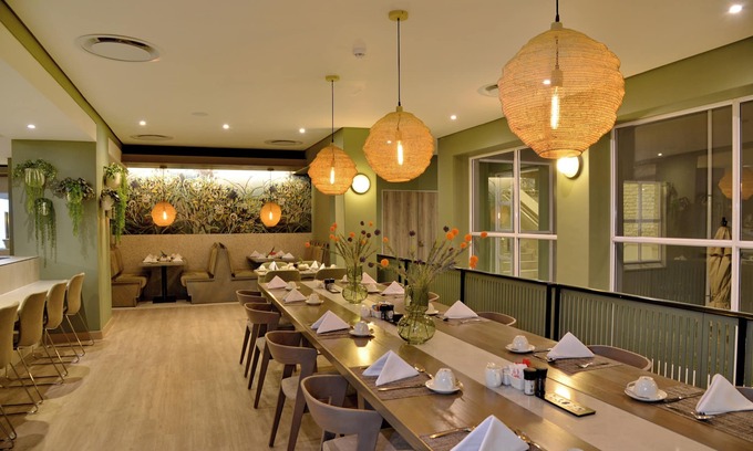 Eikenbosch Hotel | Town Lodge Bellville