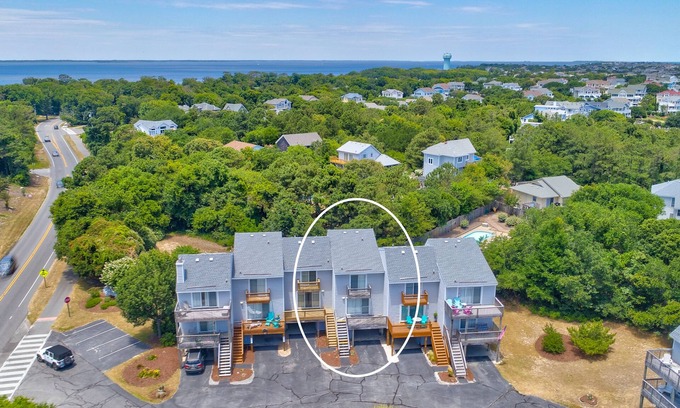 Sea Acres Haus | Townhome 1 block from the beach & near town with decks, shared pool/tennis