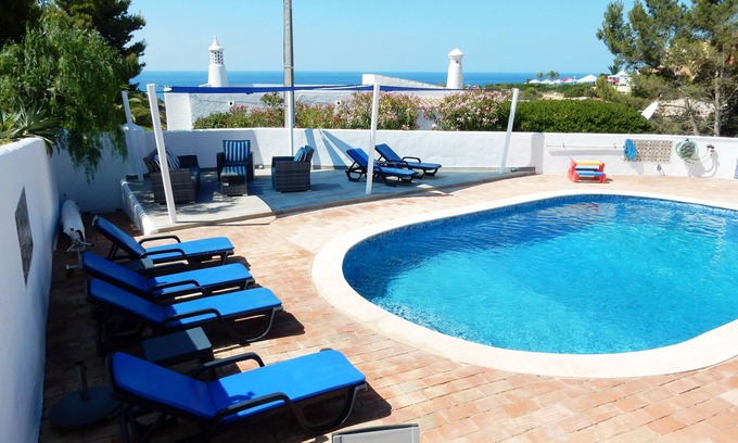 Vale de Centianes Haus | Traditionelle 4-Zimmer-Villa mit privatem Pool und herrlichem Meerblick
