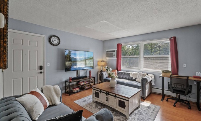 Spring Lake Park Wohnung | Tranquil 2BR Apt Mpls - 8075 Apt 4
