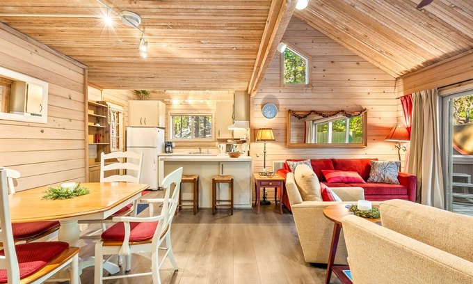 Black Butte Ranch Kabine | Tranquil Cabin in Black Butte Ranch w HOTTUB