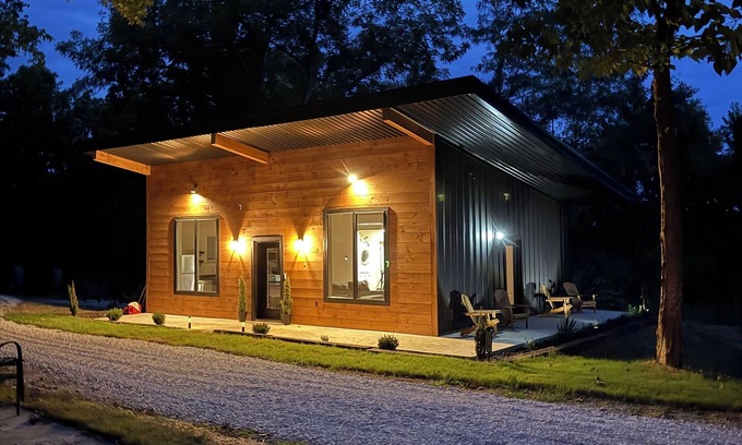 Jasper Kabine | Tranquil cabin with AC in charming Jasper