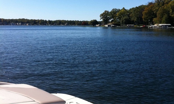 Angola Hütte | 4-Schlafzimmer Lake James Cottage mit Sandstrand und Angeln am Pier