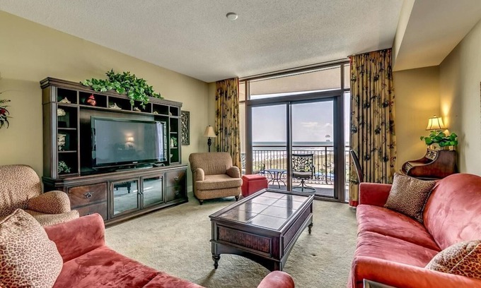 Windy Hill Eigentumswohnung | Tranquil Tideview Serenity: Spacious 2BR Condo Haven