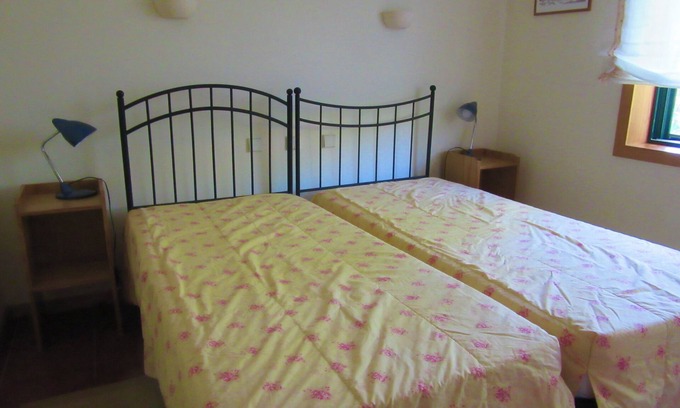 Afife Haus | TRANQUILITY IN QUIET GARDEN WITH POOL (long stays only - prices negotiable)