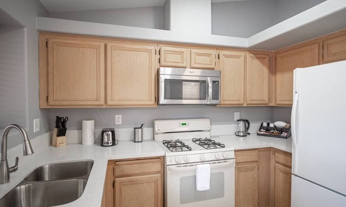 North Las Vegas Villa | Tranquilizing and Peaceful Stay in Las Vegas!