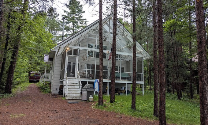 Hazelhurst Haus | Trantow lake house