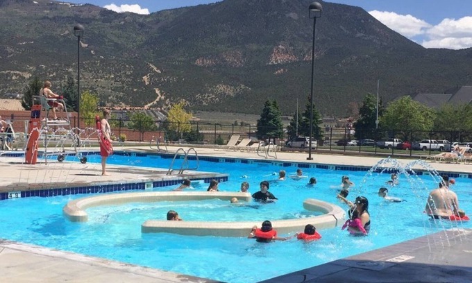 Cedar City Haus | Traveler's Rest 3 Bedroom Home by RedAwning