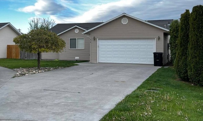 Burley Haus | Travelers home away from home.