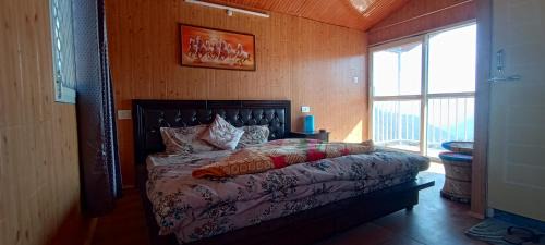 Shimla Skihütte | TREE HOUSE BY THE CITY ESCAPE