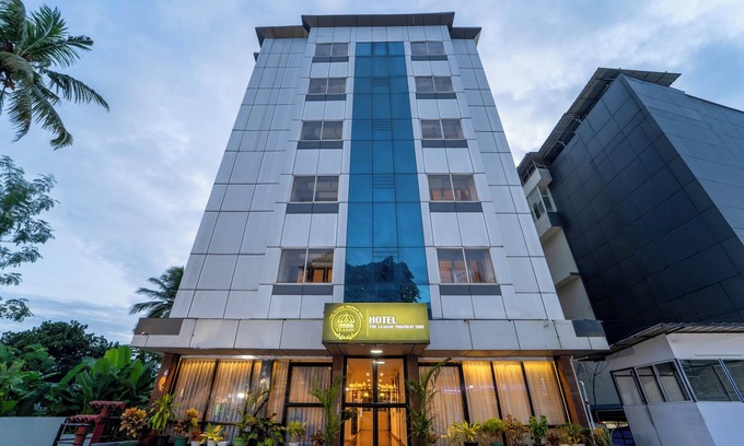 Kazhakuttam Hotel | Treebo The Classic Highway Side