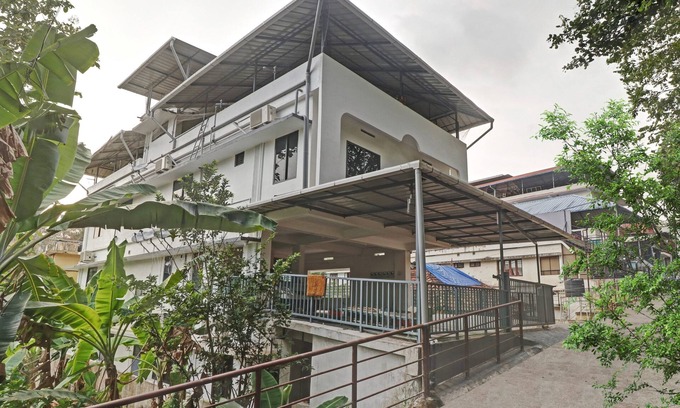 Aluva Haus | Treebo Nirupama, 750m from Aluva Railway station
