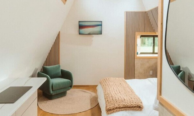 Sodus Kabine | Treehouse 4 · Wander INN Treehouse & spa with private hot tub