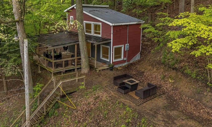 Perrysville Hütte | Treehouse Vibes in the heart of the Mohican Forest