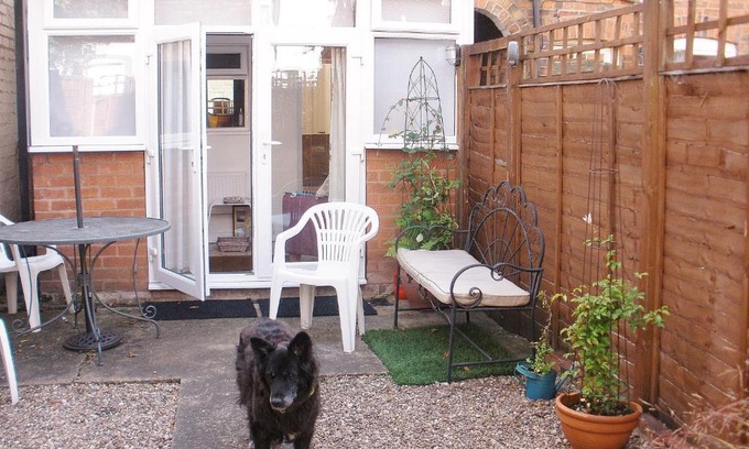 Newark Haus | Trent Cottage