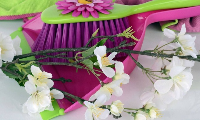 Salem Lakes Haus | Trevor Cottage, with swimming pool and fire pit