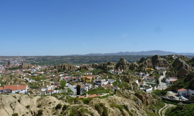 Guadix Hütte | Höhlenhaus mit 2 Schlafzimmern WiFi; privater und geschlossener Parkplatz