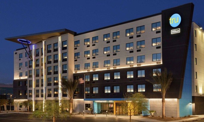 Las Vegas Hotel | Tru by Hilton Las Vegas Airport, NV