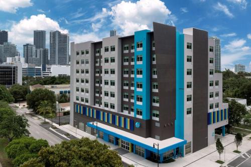 The Roads Hotel | Tru By Hilton Miami West Brickell