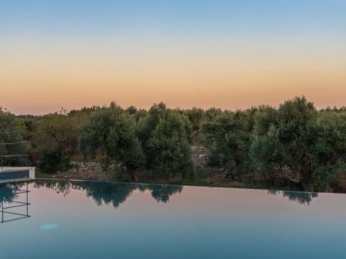 Cisternino Haus | Trullo in Cisternino with Infinity Pool