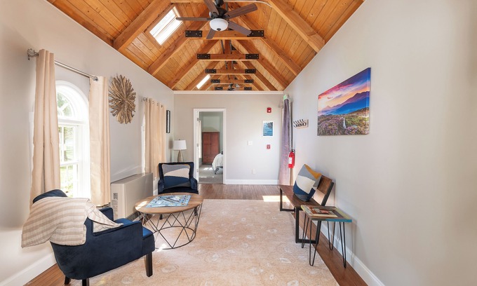 Intervale Wohnung | TuckAway Suites at East Branch