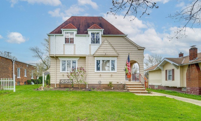 Garfield Heights Haus | Tudor Chalet-Historical home w/modern amenities n gardens. Close to I-480/I- 77!