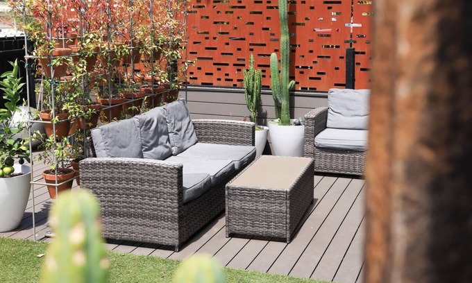 Northcote Haus | Tuis Nest Auckland NZ