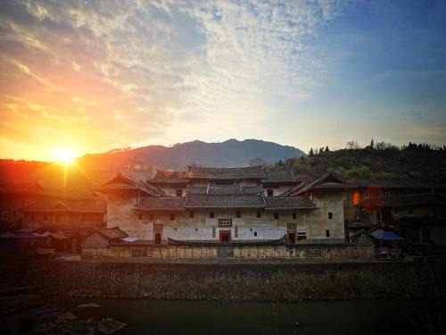 Longyan Haus | Tulou Fuyulou Changdi Inn