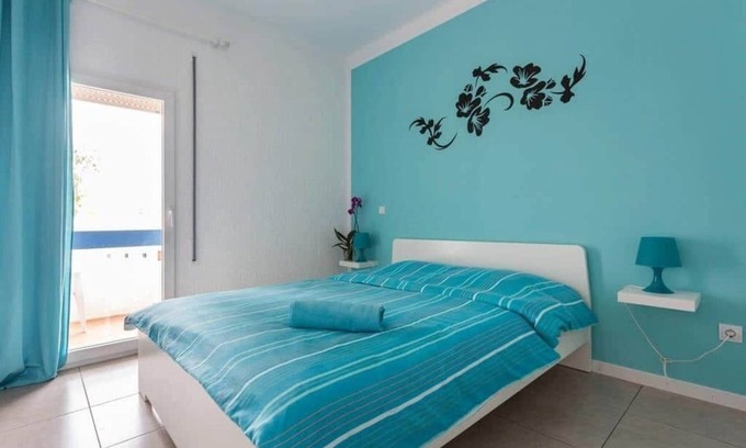 Areias de Sao Joao Wohnung | TURQUOISE- apartment 2-3 min from beach & strip