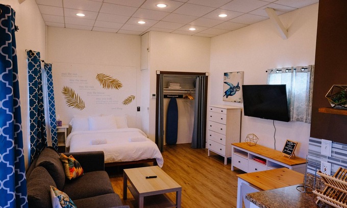 Bonita Haus | Turtle-themed tiny house with a turtle pond, hot tub, e-bikes, and EV charging