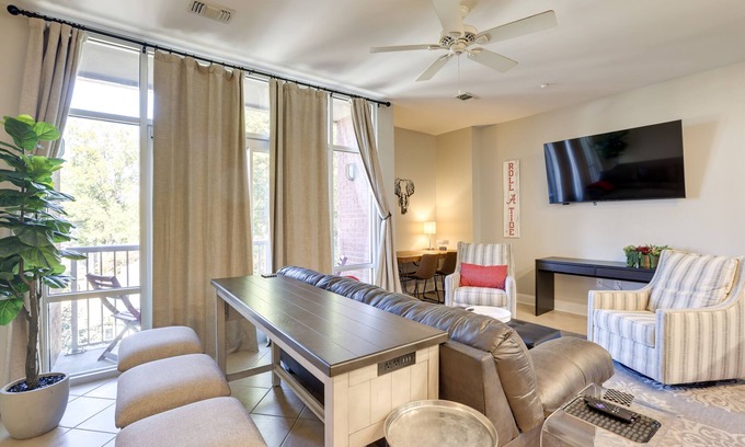 Tuscaloosa Eigentumswohnung | Tuscaloosa Condo: Steps to Bryant-Denny Stadium!