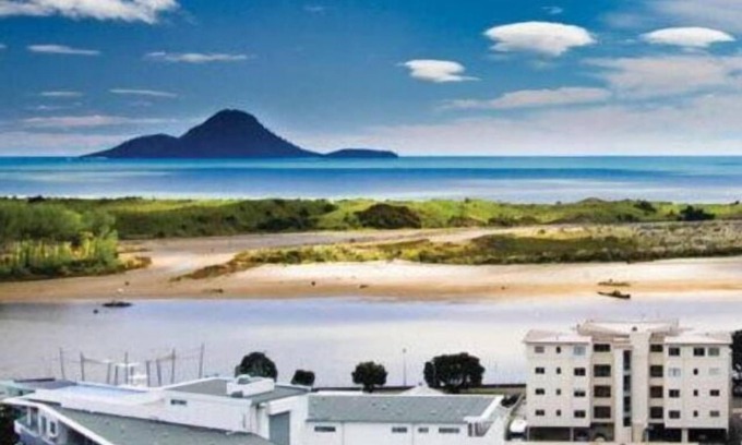 Whakatane Hotel | Tuscany Villas Boutique Motel