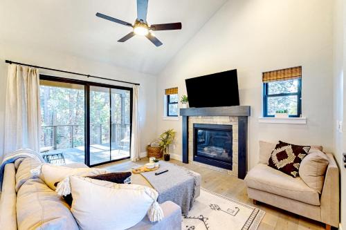 Lincoln Park Haus | Twilight's Rest