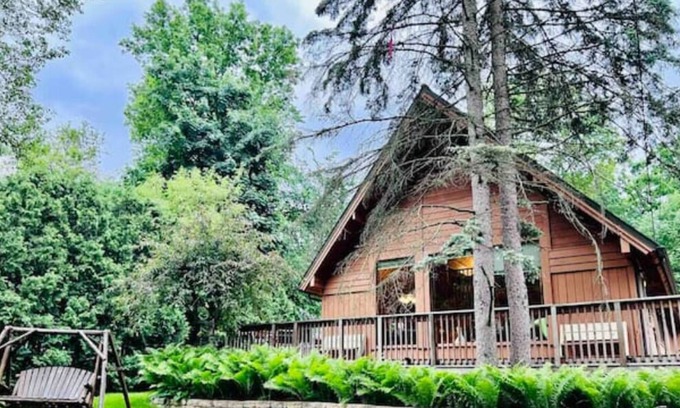 Twin Lakes Haus | Twin Lakes Cabin Retreat