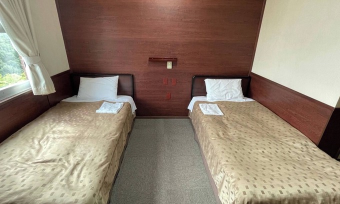 Fuji Hotel | Twin room nonsmoking Room only plan 1 minute b / Fuji Shizuoka