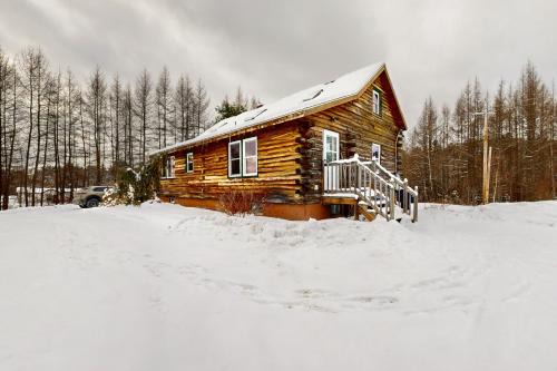 Twin Mountain Haus | Twin View Log Home