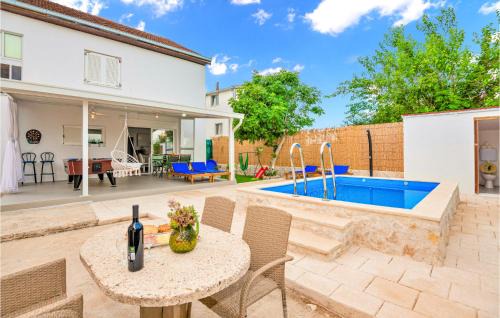 Metkovic Wohnung | Two-Bedroom Apartment In Metkovic